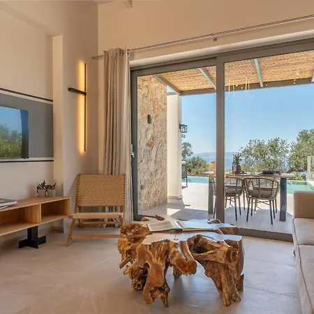 Luxury Stone Kefalonia فيلة ترابيزاكي